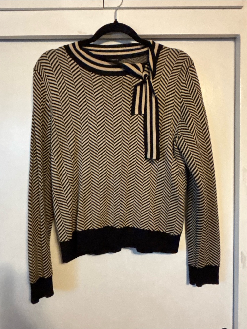 Elegant Silk Black and Cream Herringbone Tie-Neck Women's Sweater Large